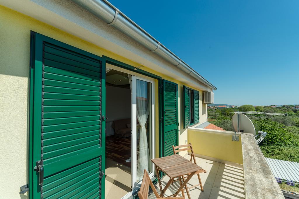 Crowonder Sun&Fun Holiday House With Large Swimming Pool, Playroom And Garden Bibinje Εξωτερικό φωτογραφία
